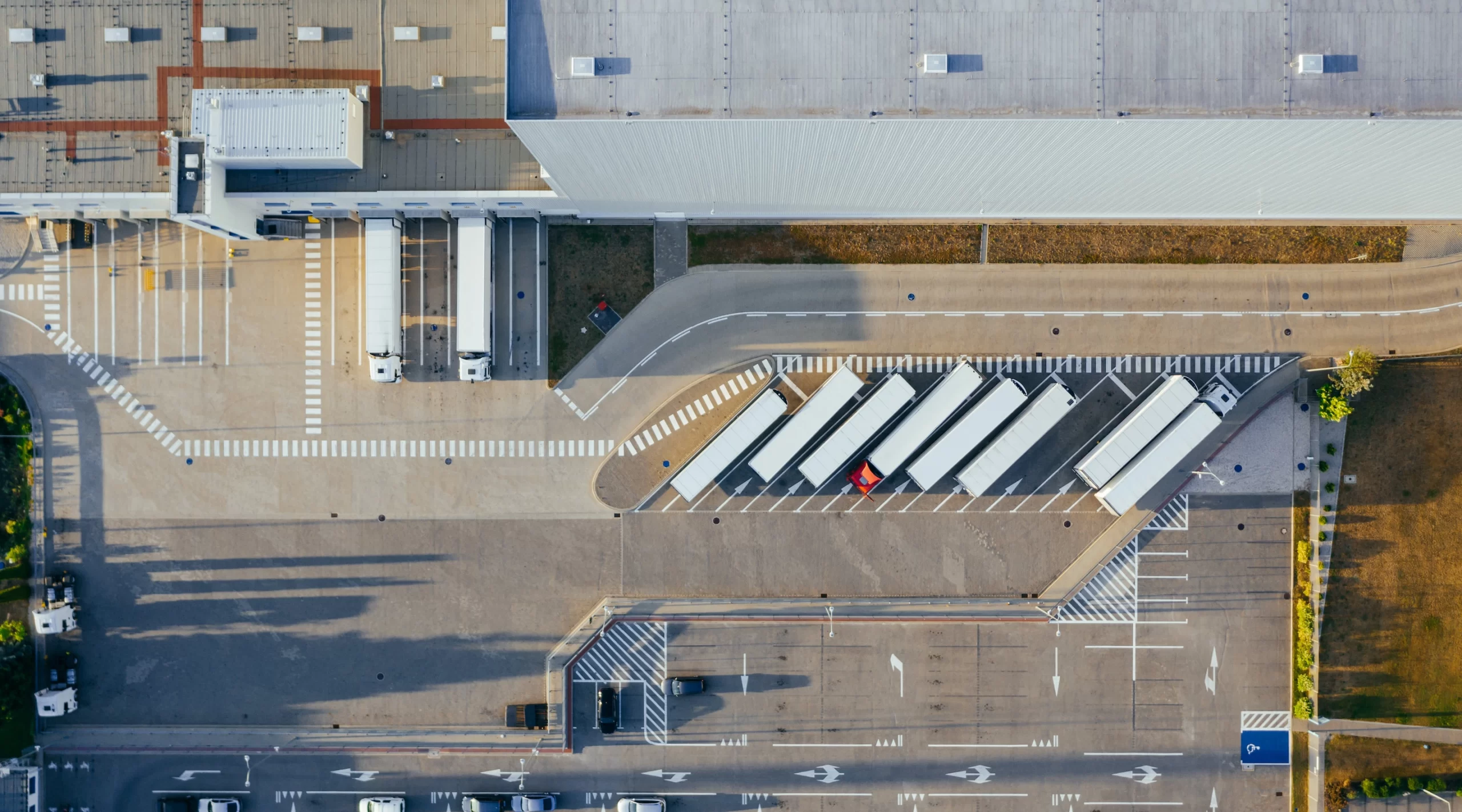 An aerial view of a parking lot in Project Logistics Australia.